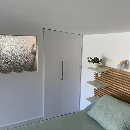 Guest house La De Cleron *